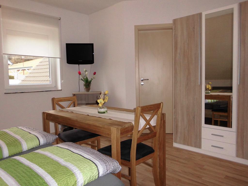 Ferienhaus Kiesel บาดบ็อคเล็ต ภายนอก รูปภาพ