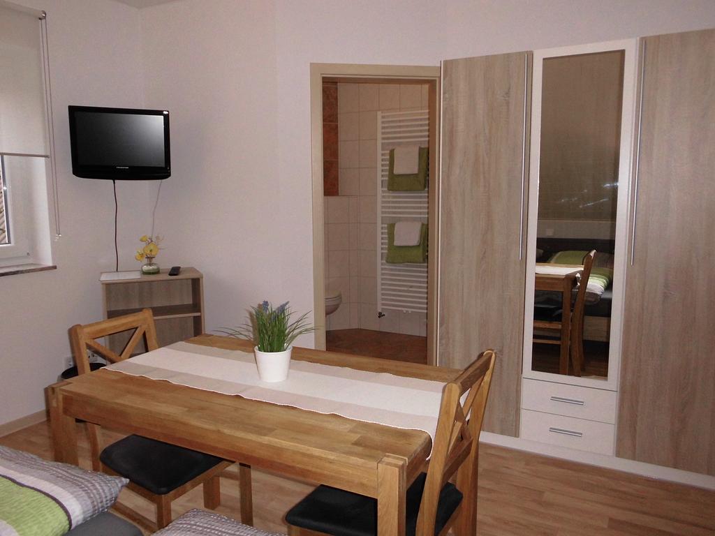 Ferienhaus Kiesel บาดบ็อคเล็ต ภายนอก รูปภาพ